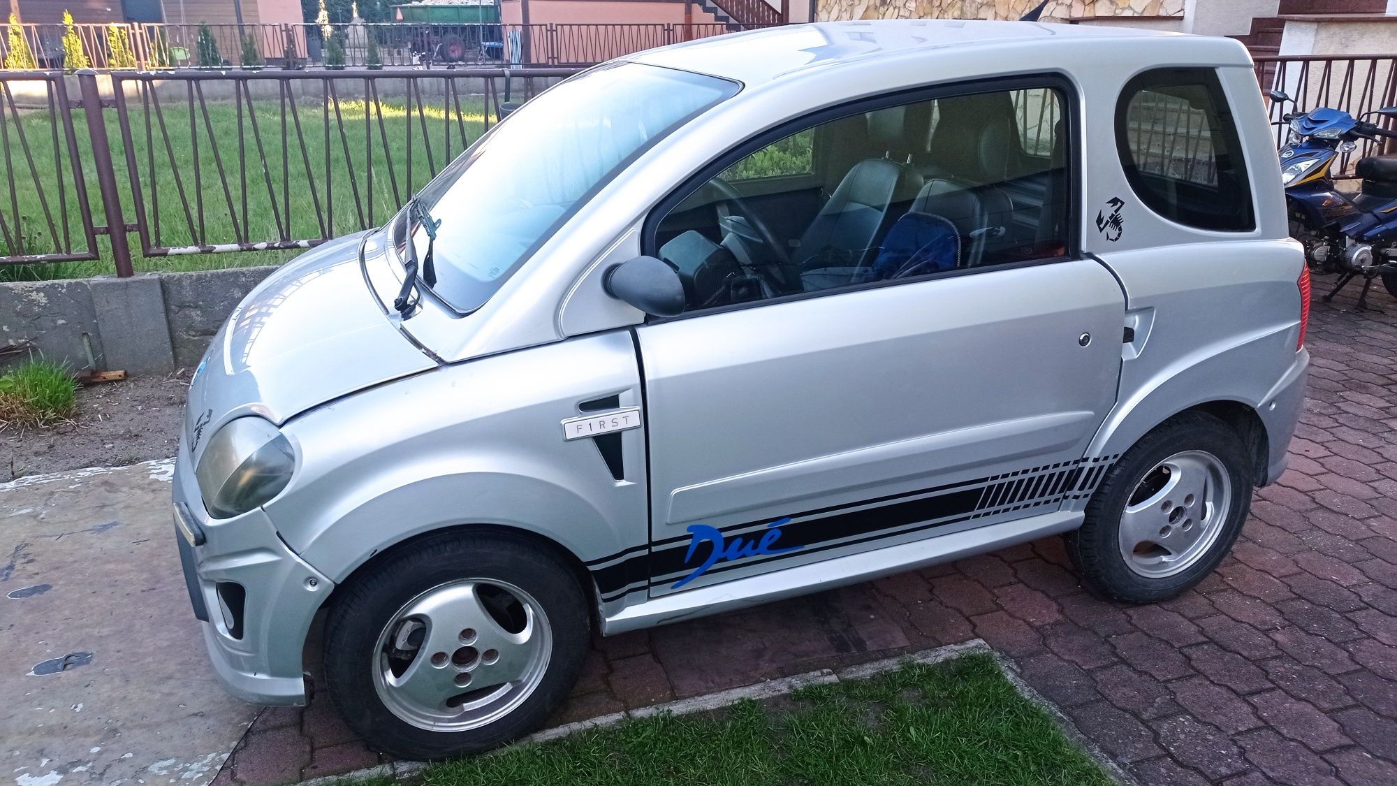 Mikrocar DUE 4osobowy napawojazy B1 2komplety kòł