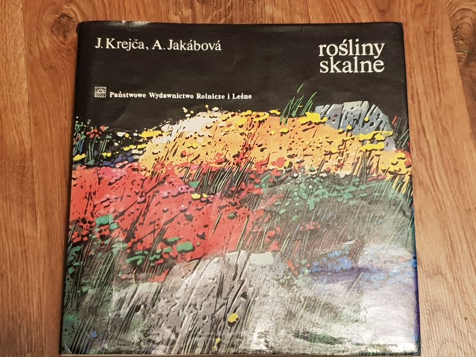 Rośliny skalne. J. Krejca i A. Jakabova