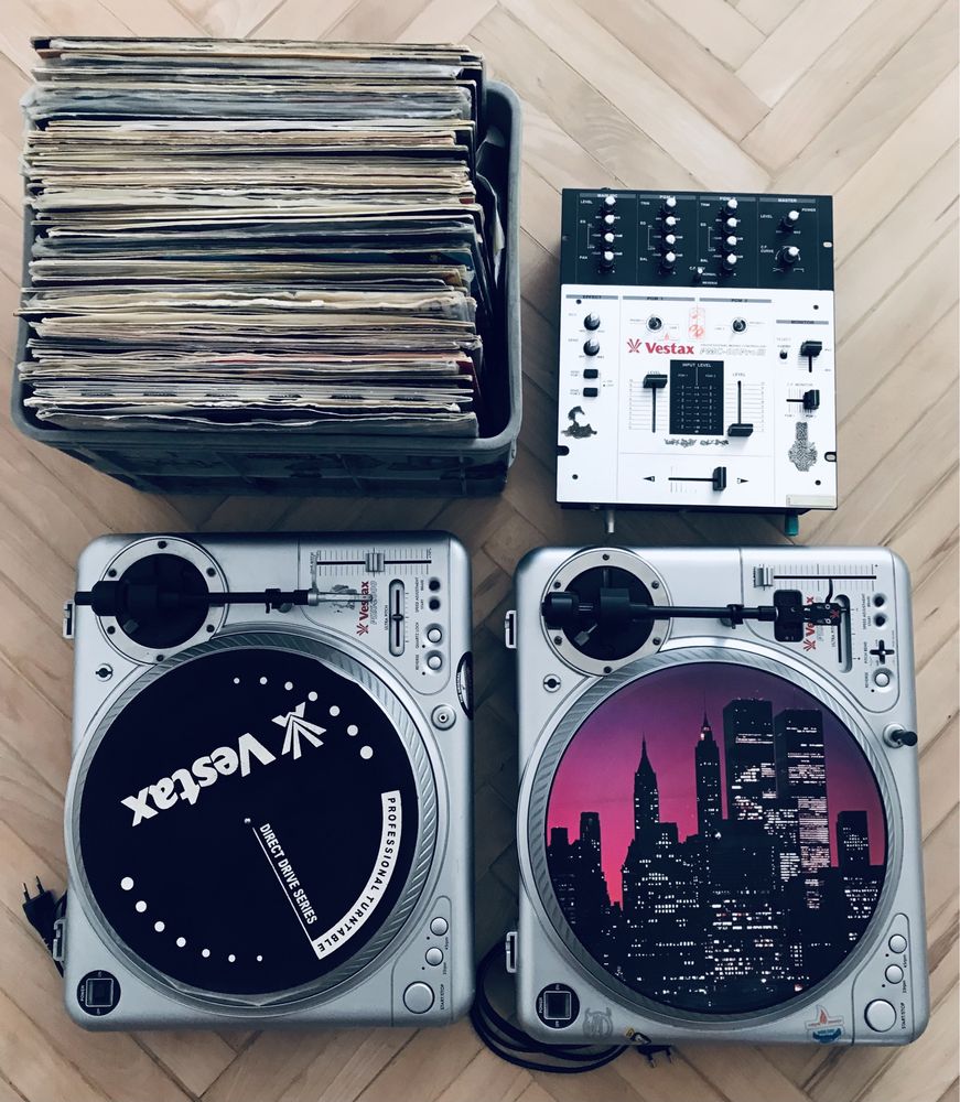 DJ zestaw 2xVestax+Mikser+ponad100vinyli+wzmacniacz+głośniki