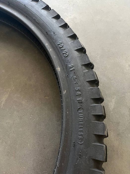 Гума Continental Tkc 80 90/90 R21