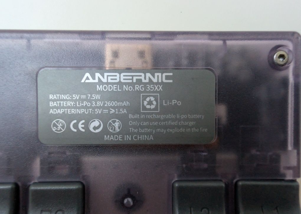 Retro Konsola Anbernic RG35XX ideał emulator GarlicOS