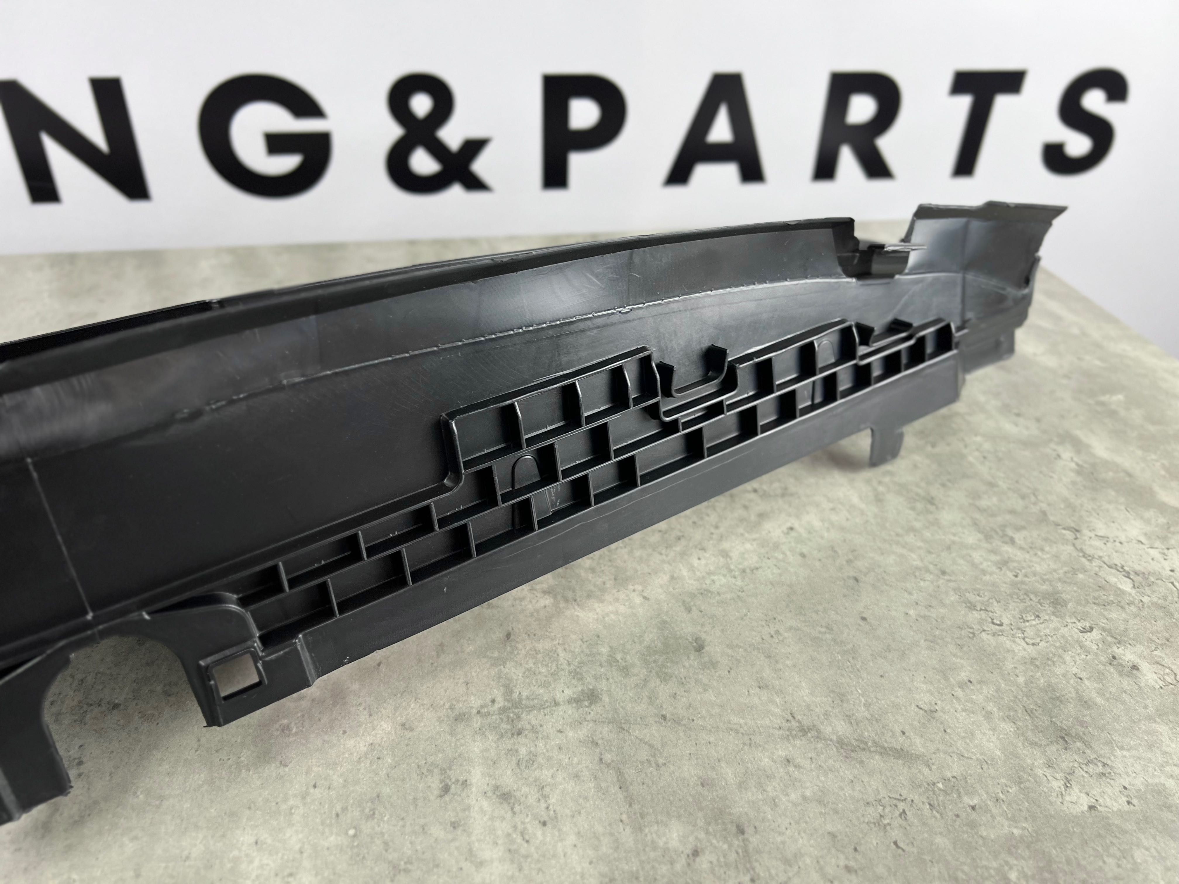 Жалюзі (нижні, не адаптивні, рест.) - BMW 5 ( G30 LCI) 51749464209