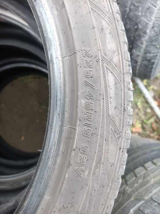 4x Opony Falken Eurowinter HS01. 225/45R19 ,
