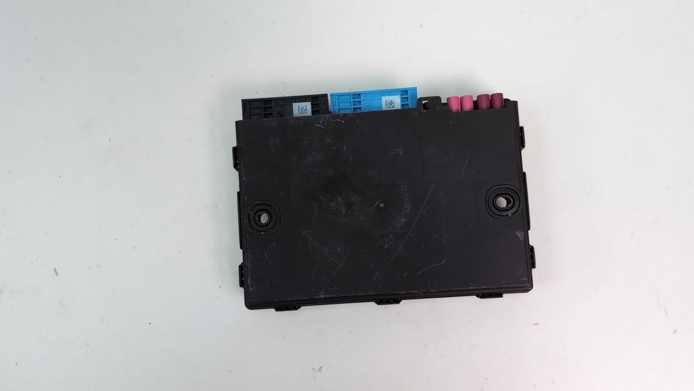 Диагностический интерфейс шин данных для Audi Q5 2018-2020