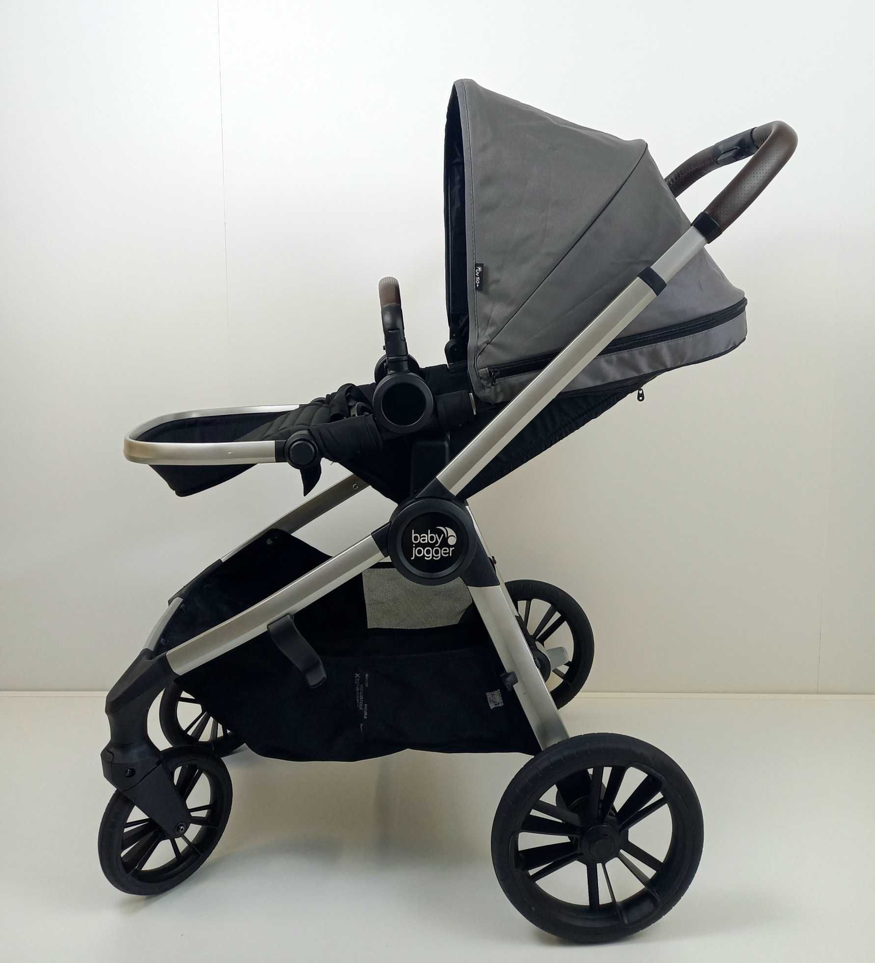 Wózek spacerowy Baby Jogger City Sights Dark Slate przód tył do 22 kg