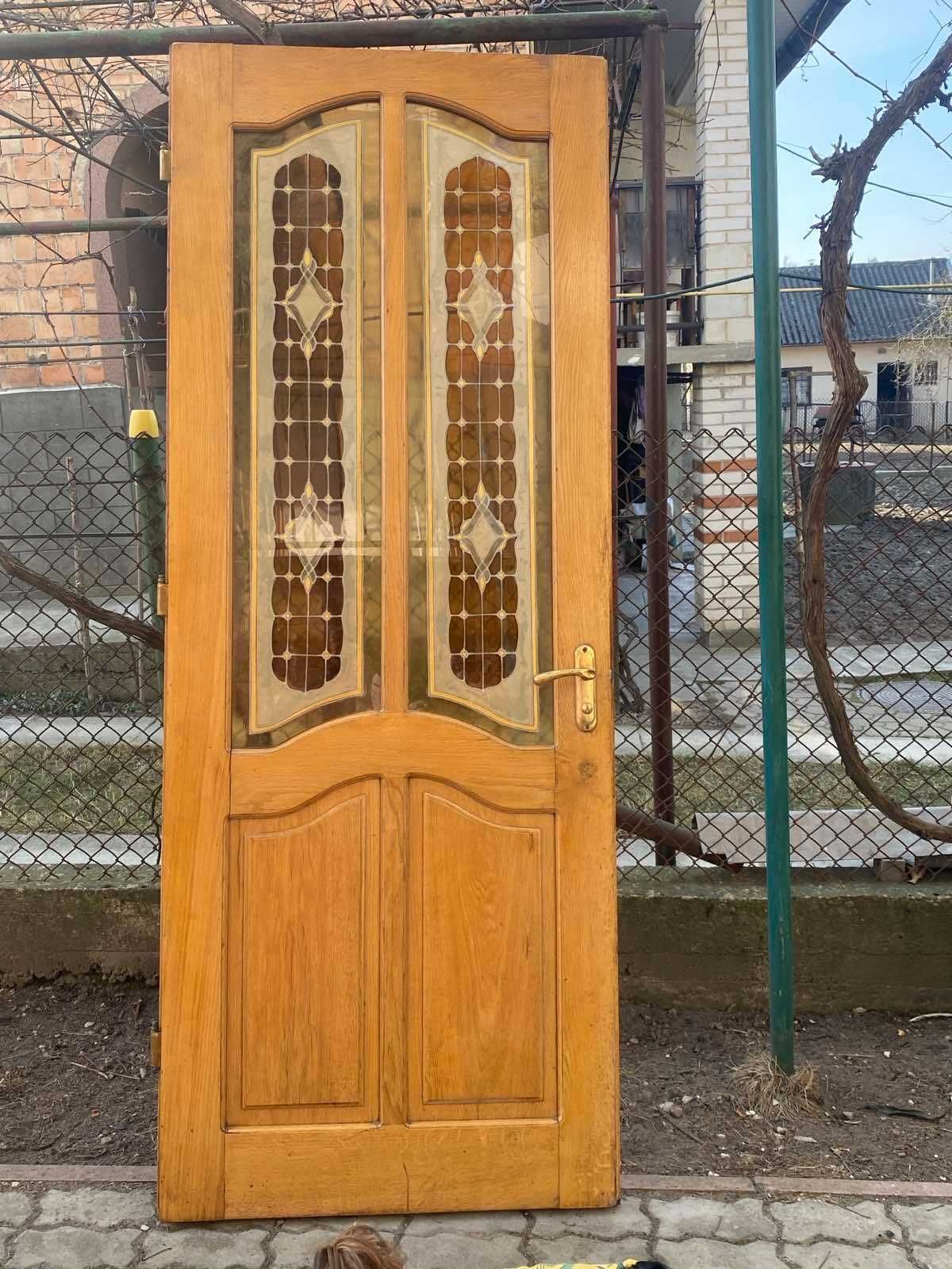 дубові двері полотна