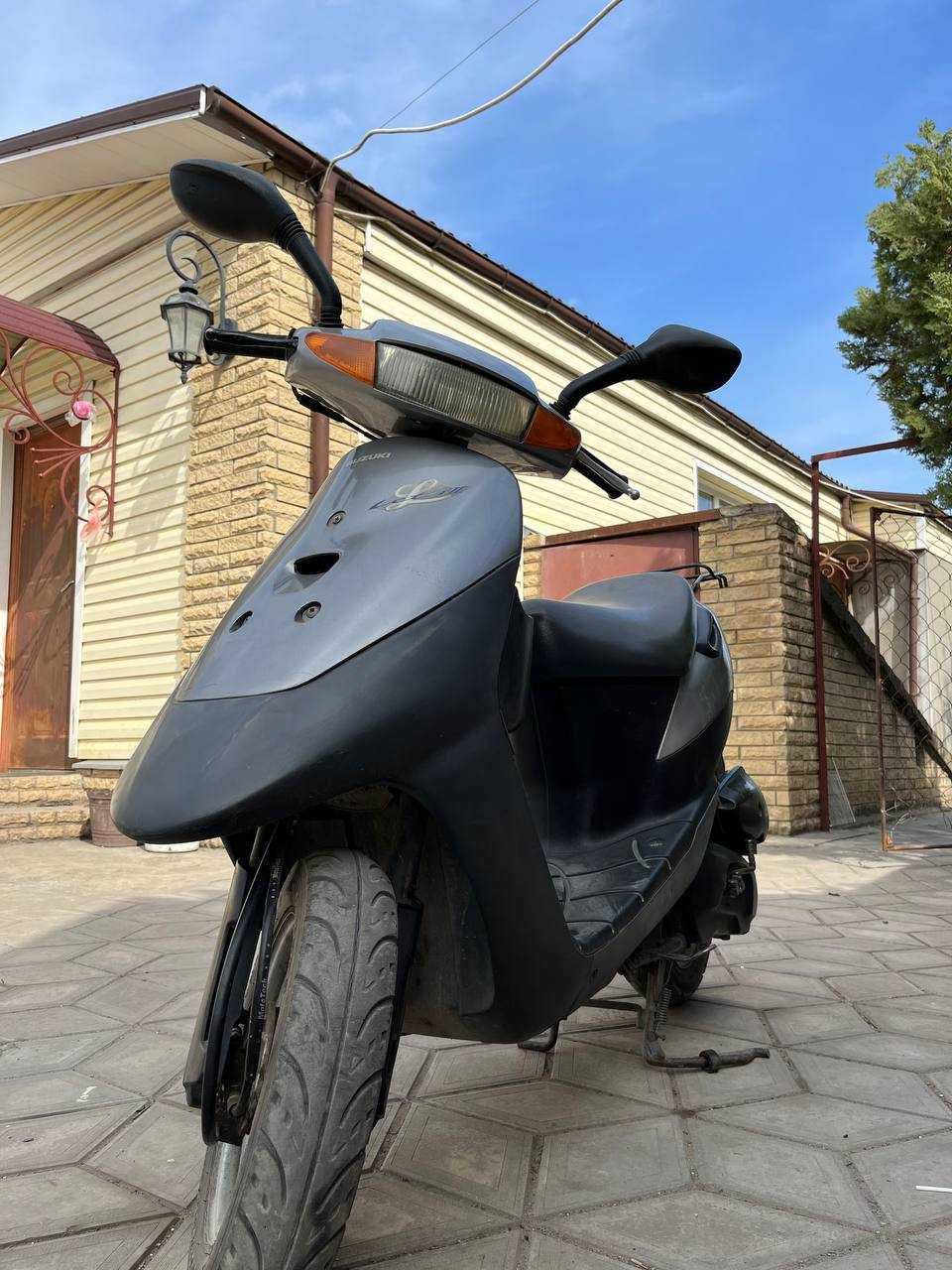 Скутер Suzuki Lets 2