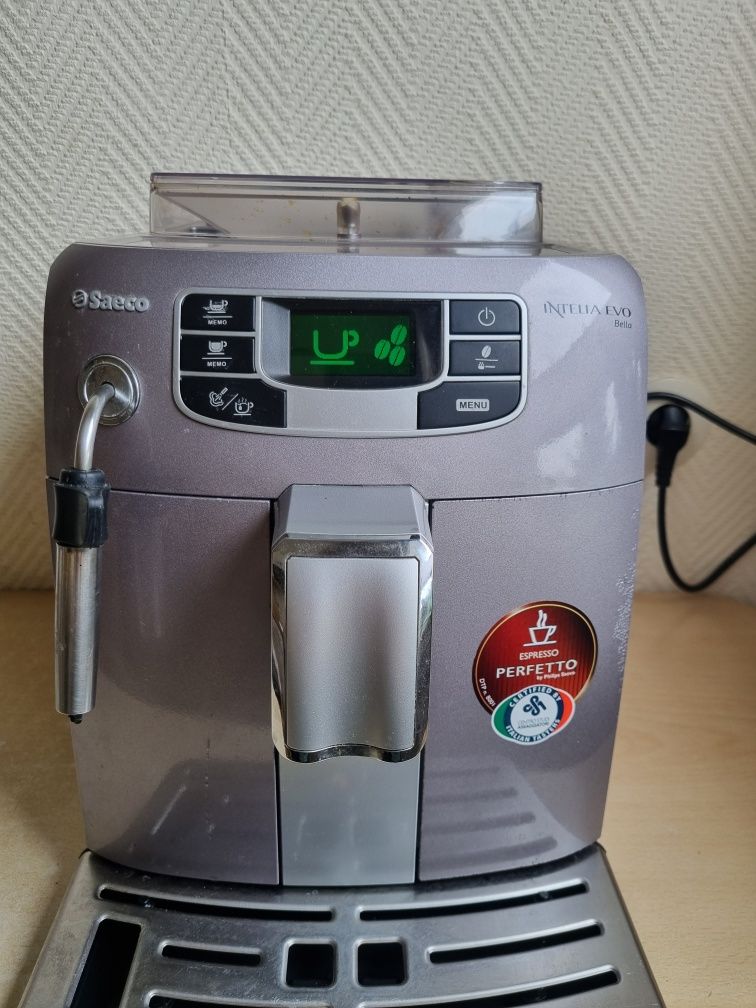 Maszyna do kawy Saeco Intella