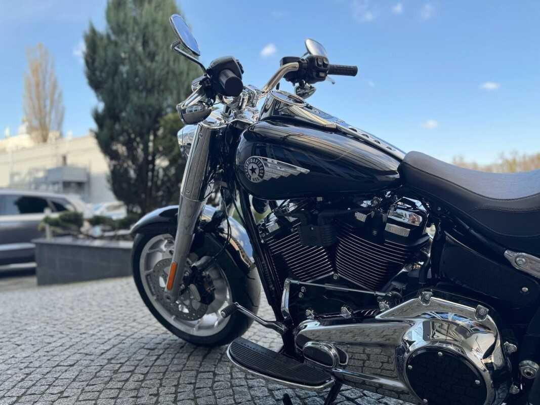 Оофіційний мотоцикл 2025 Harley-Davidson® Fat Boy колір Vivid Black