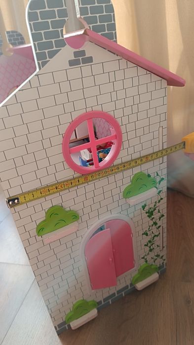 Domek dla lalek drewniany