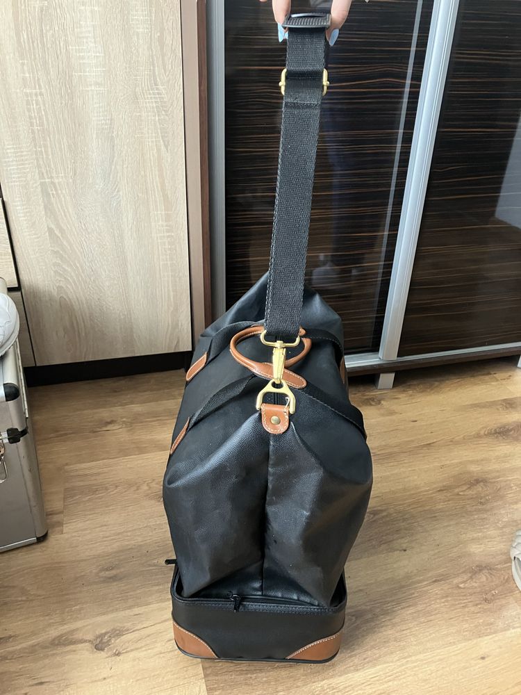 Torba podrozna na kolkach