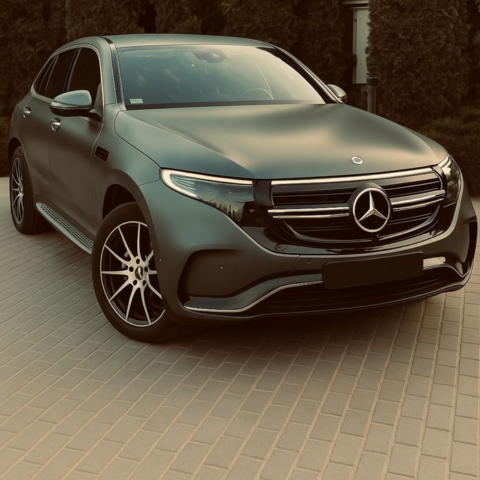 Оренда приватного водія з авто — Mercedes-Benz EQC