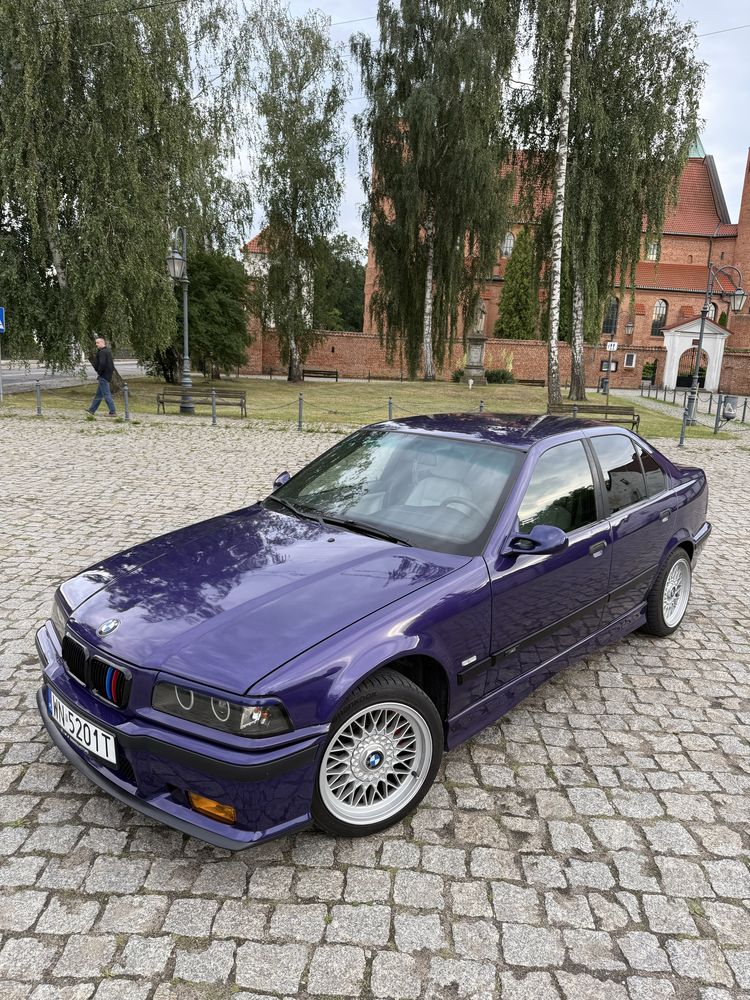 BMW e36 sedan 316, zadbane wnętrze,skóry
