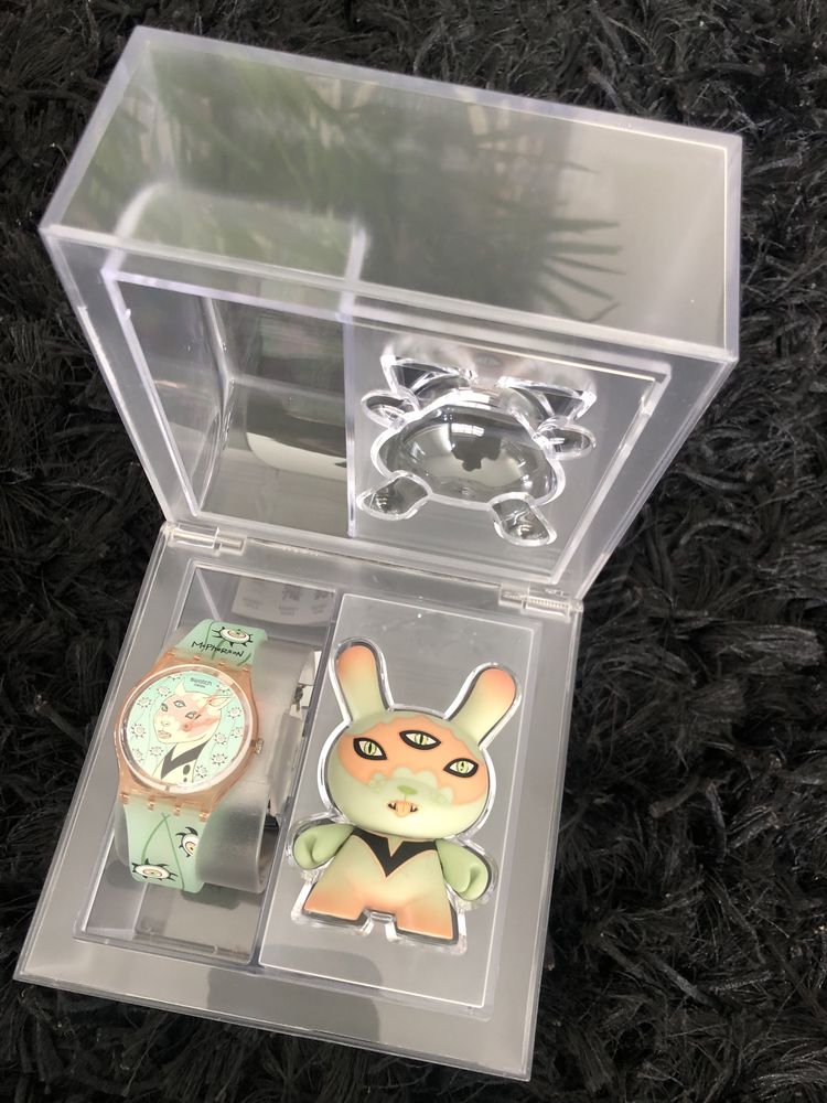 Relogio raro Swatch Kidrobot