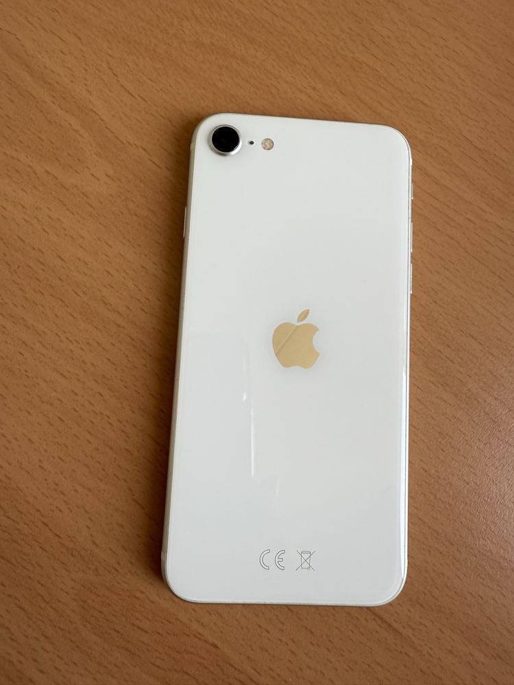 IPhone SE 12, 2020 excelente estado