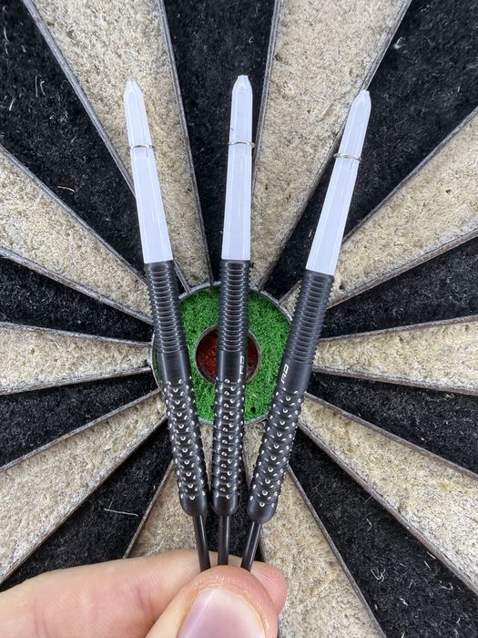 Lotki Red Dragon Bullhitters v1