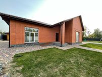 Чабани, Два будинки загальною площею 280 м2 (170+110) без меблів ,