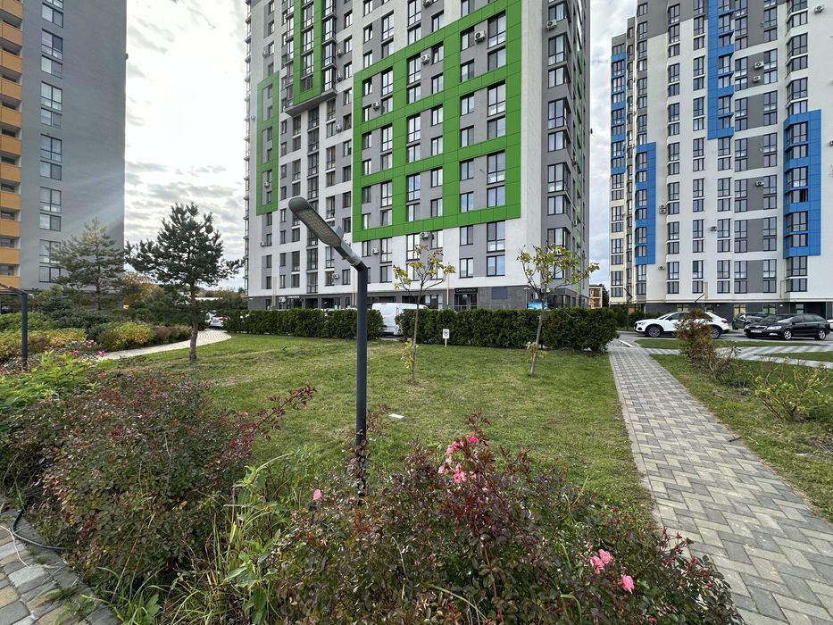 Продам квартиру на Біговій 17