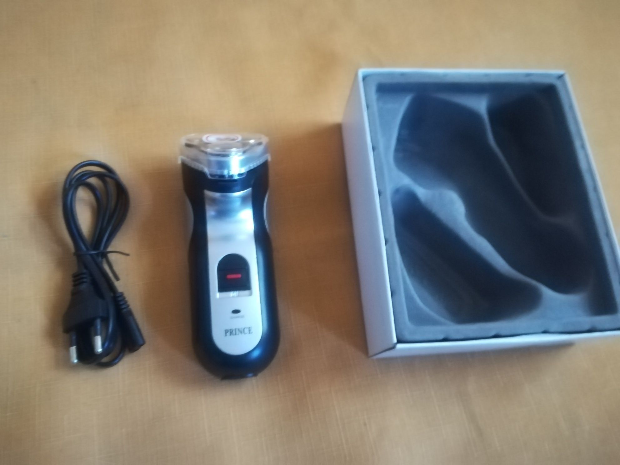 PRINCESHAVE 8900 golarka elektryczna