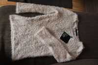 nowy sweter pastelowy nude rozmiar M / 38 do 40