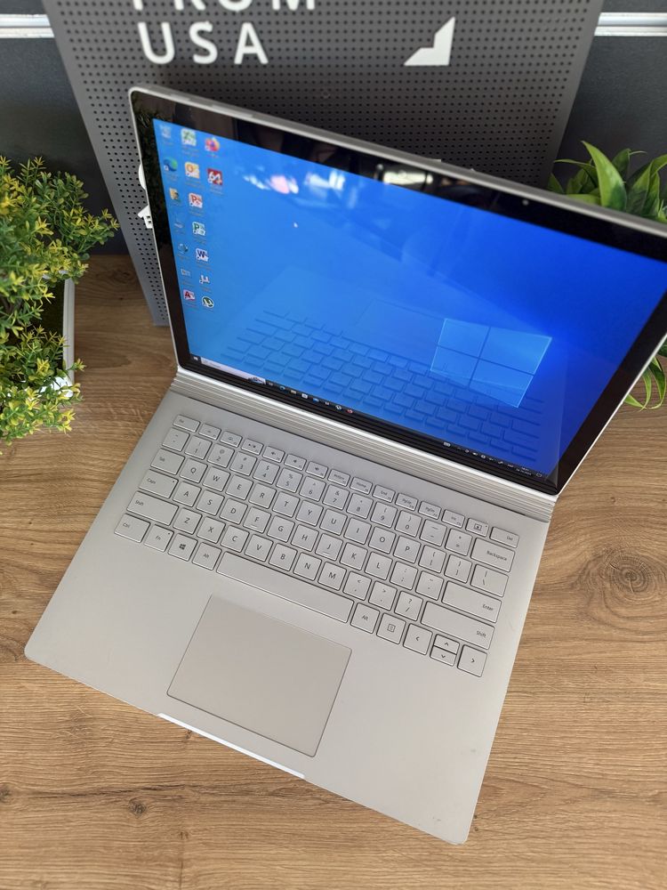 Surface book 14" 3k Сенсорний ! -8/128 GB SSD