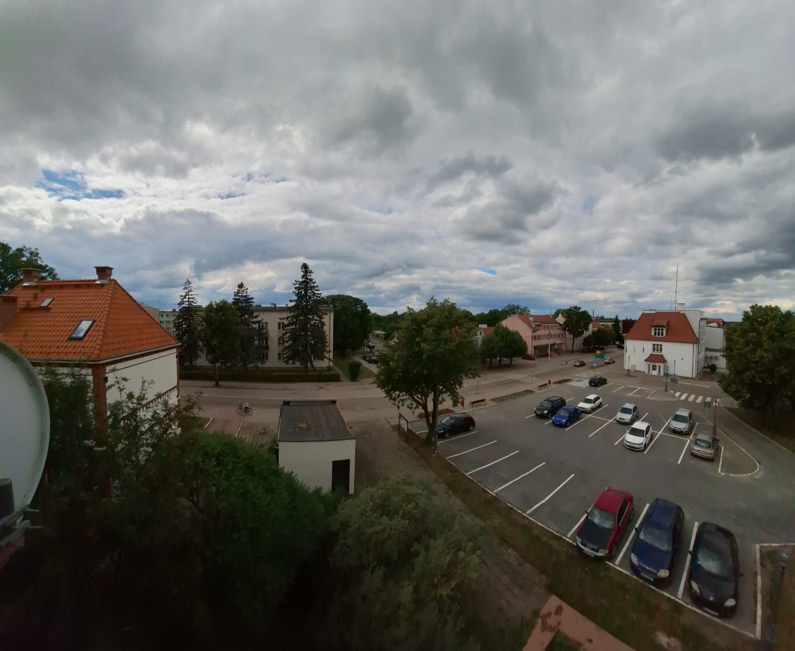 Przestronne mieszkanie w centrum Korsz