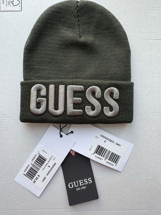 Шапочка Guesse нова оригінал, розмір 52/54