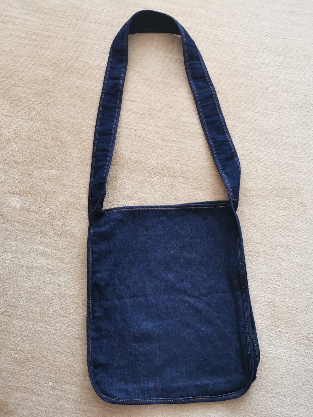 Oryginalna torebka jeansowa modnej marki Mavi