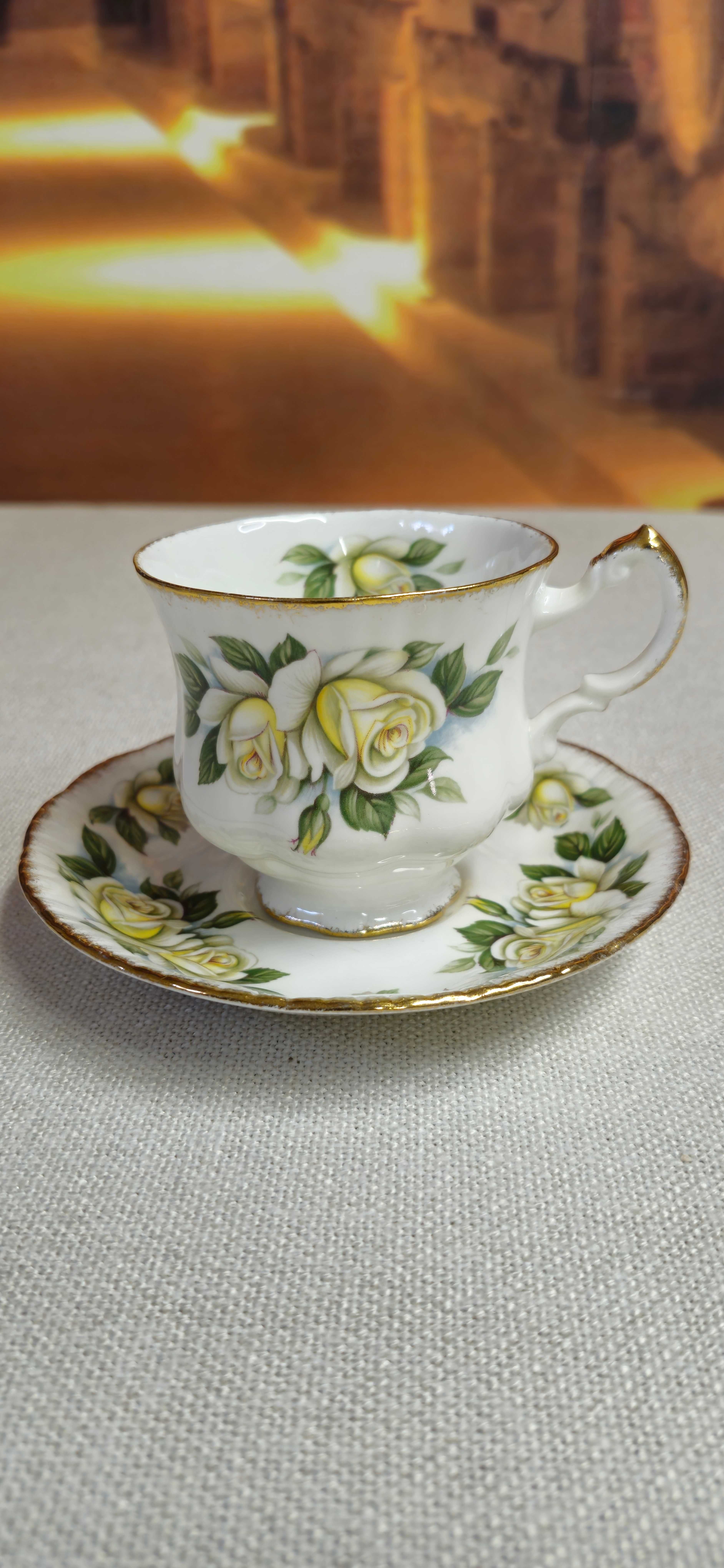 Porcelanowe Duo PARAGON Fine Bone China