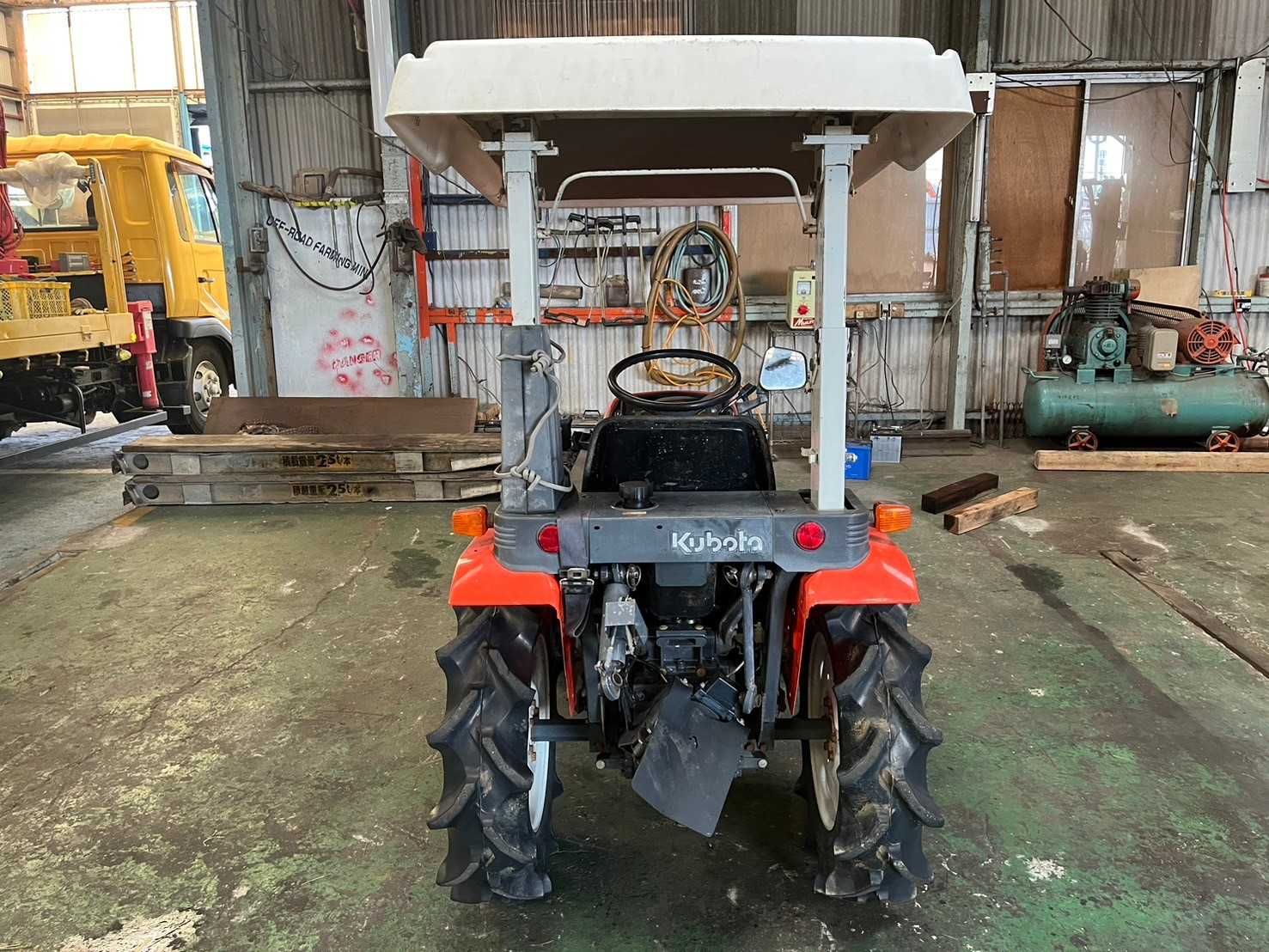 Traktor Kubota A-14DT