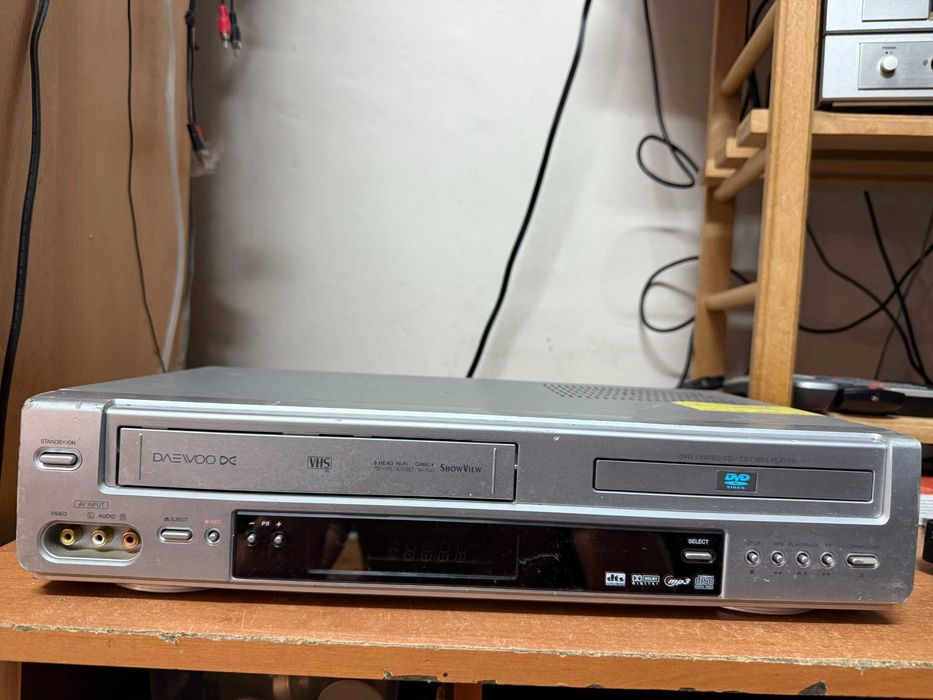 Magnetowid VHS Daewoo SH-7840 VHS/DVD Combo  hi-fi stereo
