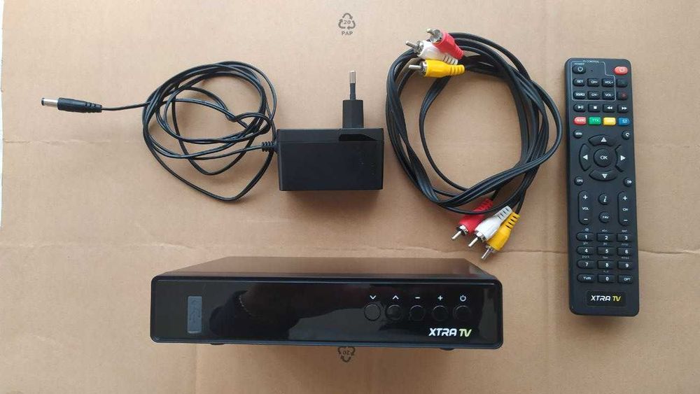 Цифровий супутниковий HD приймач Strong SRT 7601