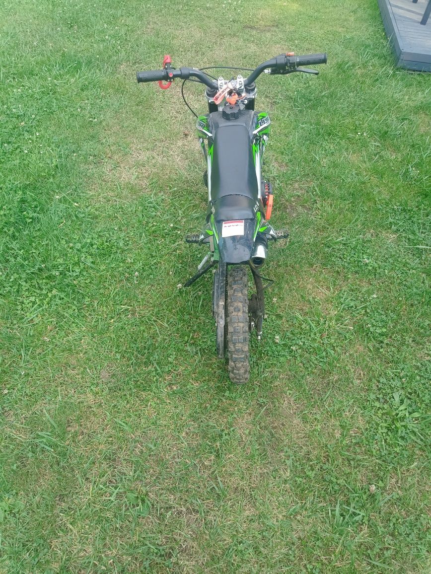 Cross 50cc Liya 704