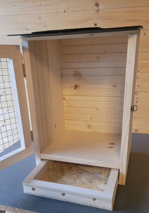Domek dla murarki murarka ogrodowa
Wymiary wewnętrzne 

Szerokość 28cm