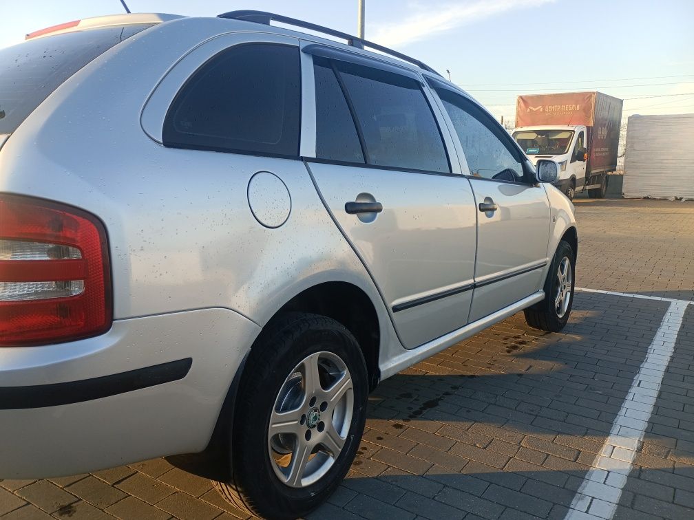 Skoda Fabia,Шкода фабия униаерсал