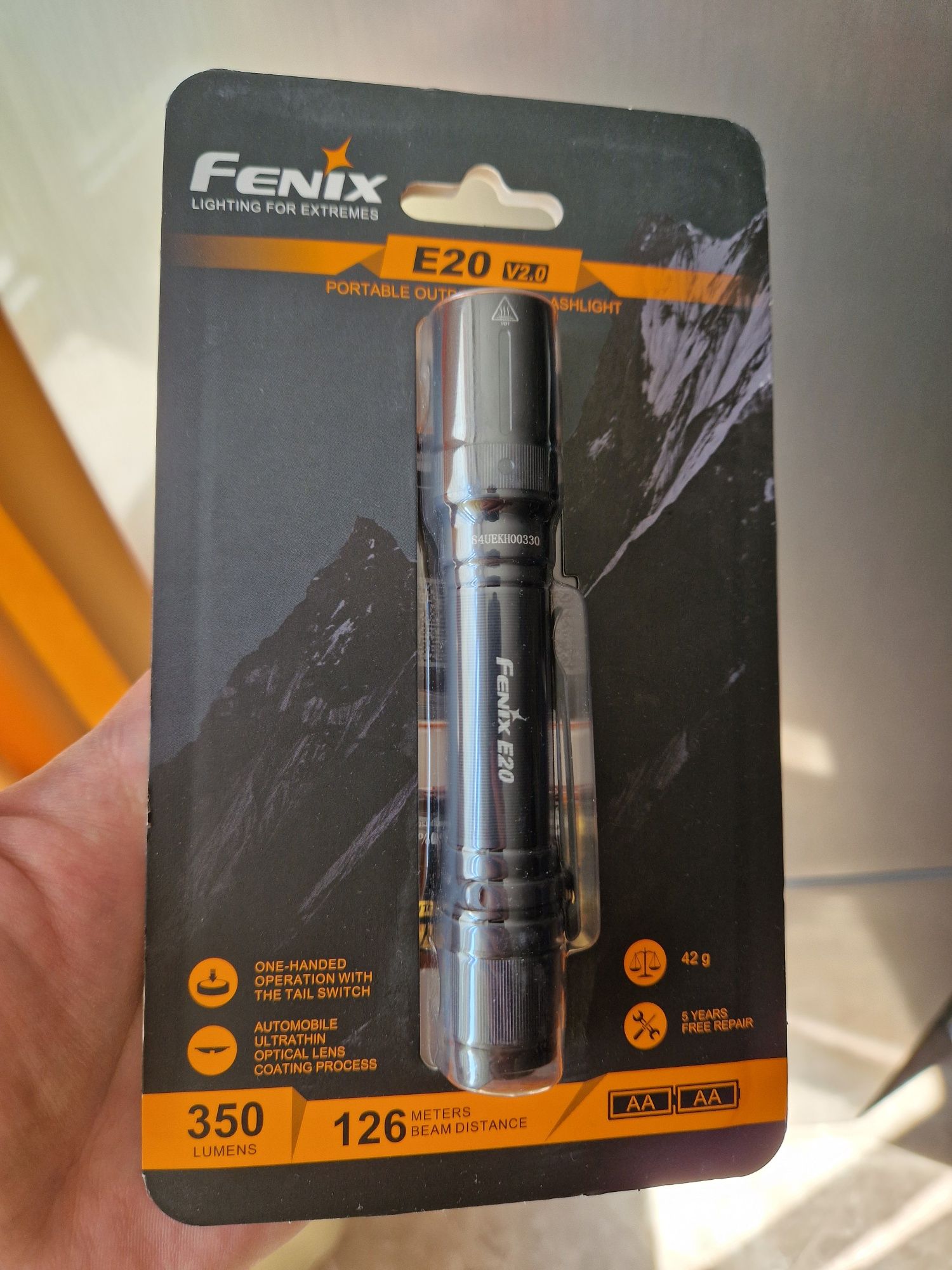 Ліхтарики Fenix E20 v2.0