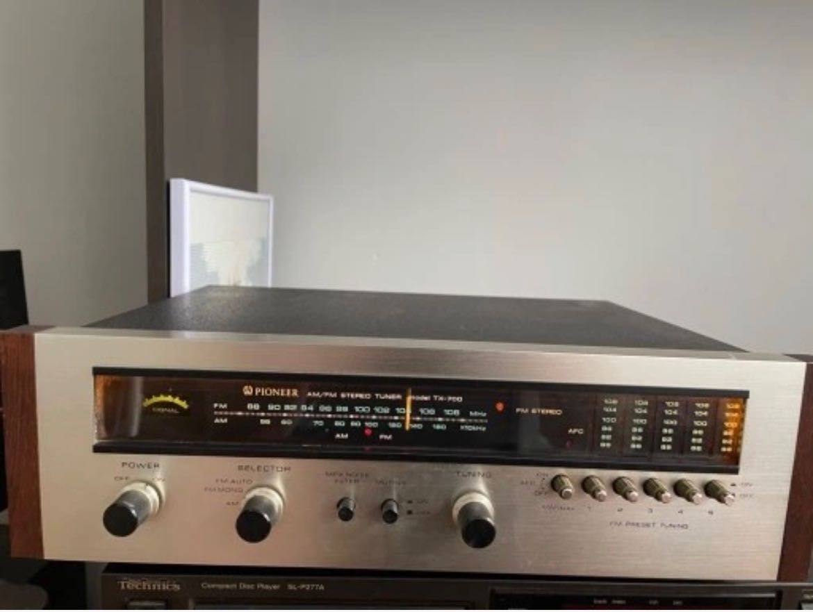 Pioneer  TX-700 Tuner