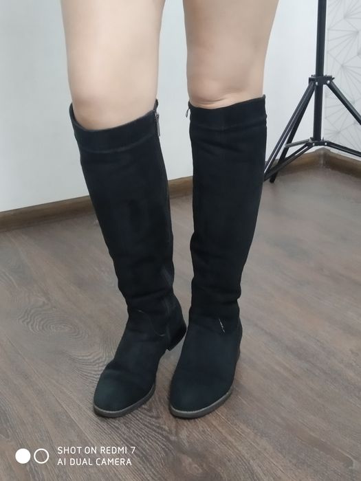 Продам сапоги женские зима натуральный замш, мягкие и удобные