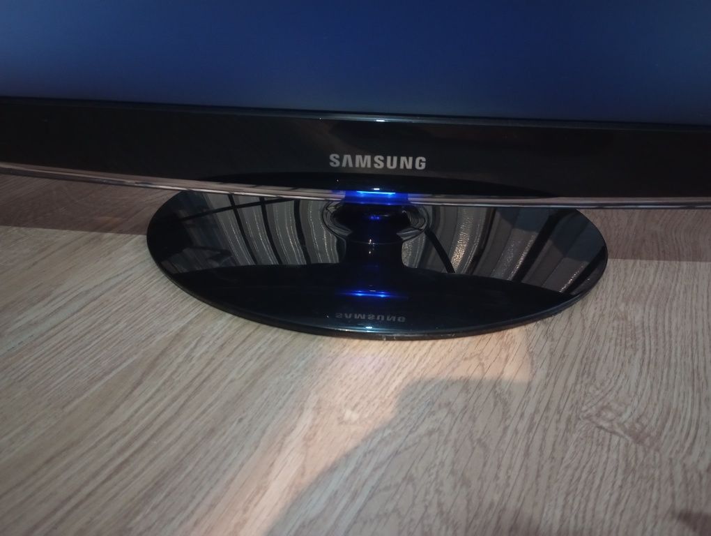 Telewizor Samsung 23 cale