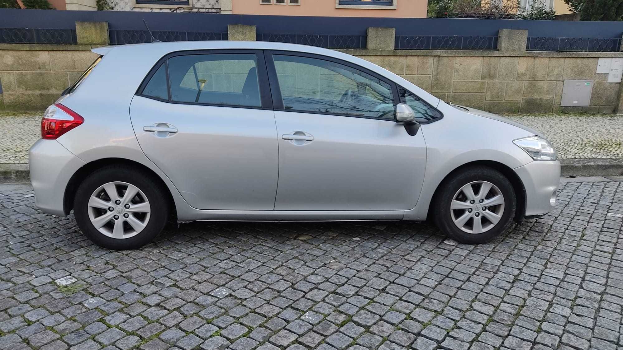 Toyota Auris 1.4D 2012