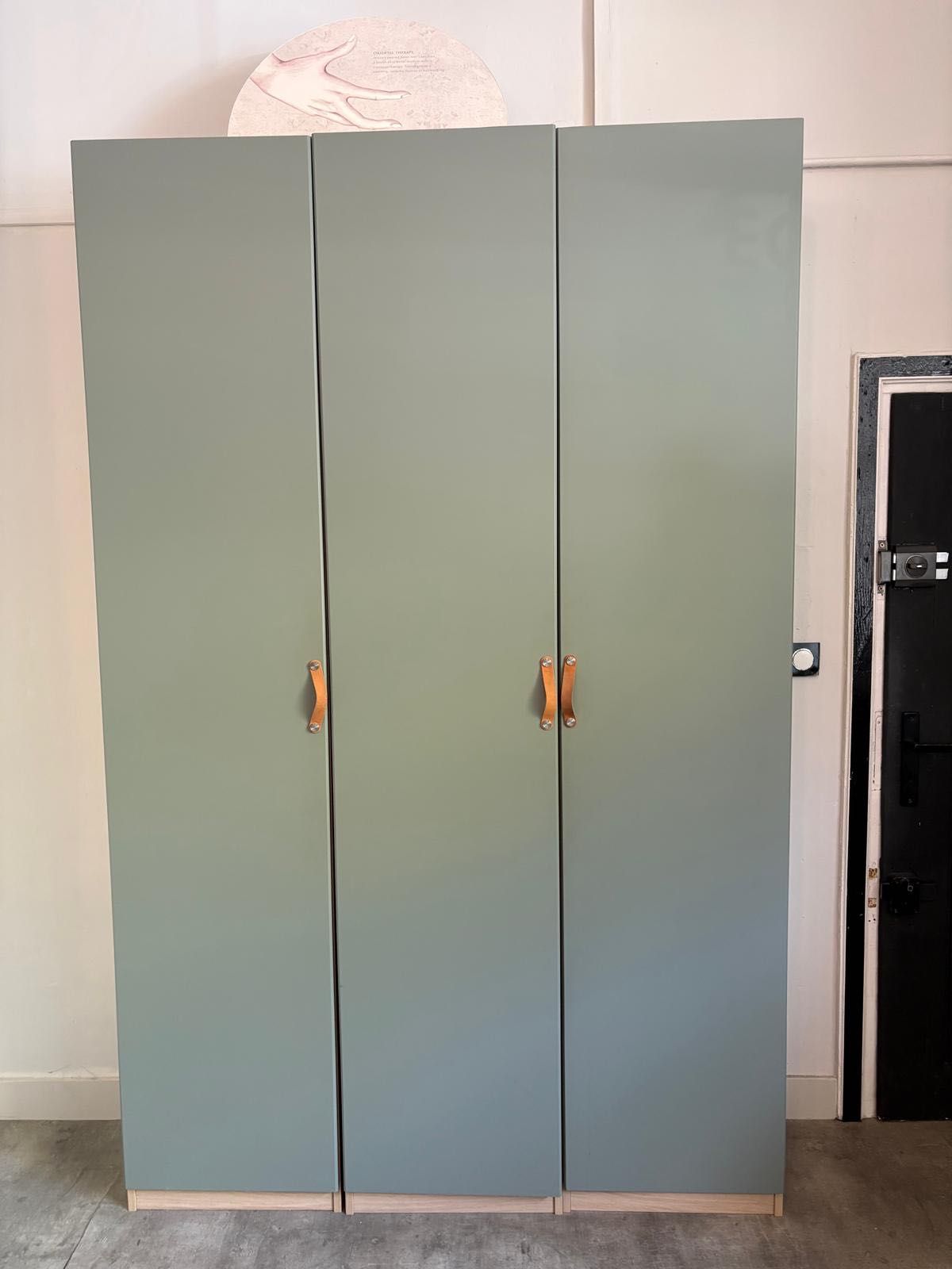 Sprzedam szafę PAX IKEA i 7 szafek BESTA