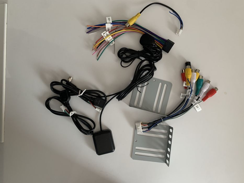 Автомагнитола android INCAR PGA2 - 7710 2/32 GB ідеальний стан