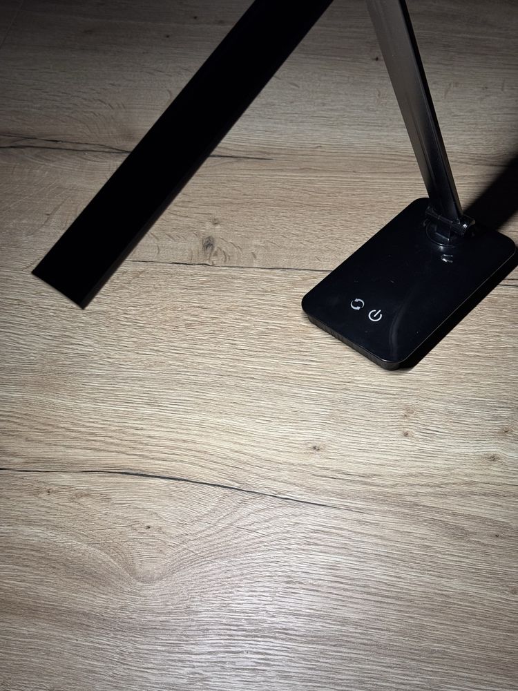 Lampa bezprzewodowa