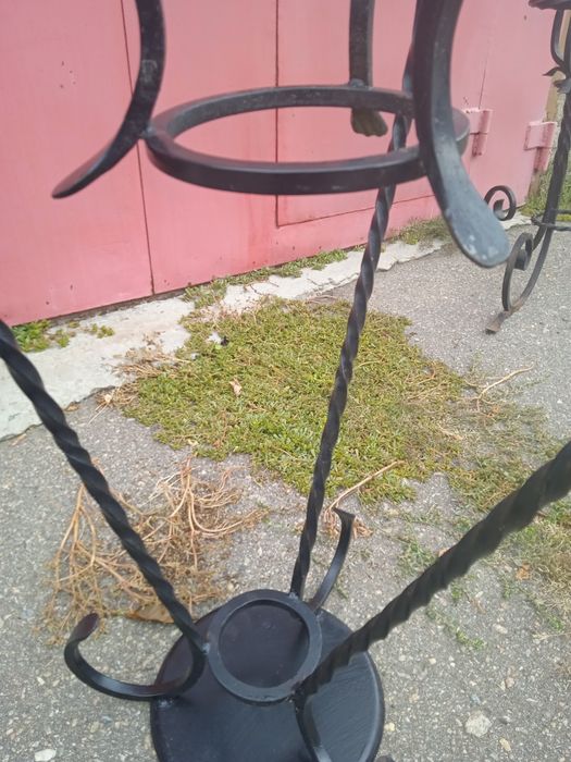 Подставка металлическая