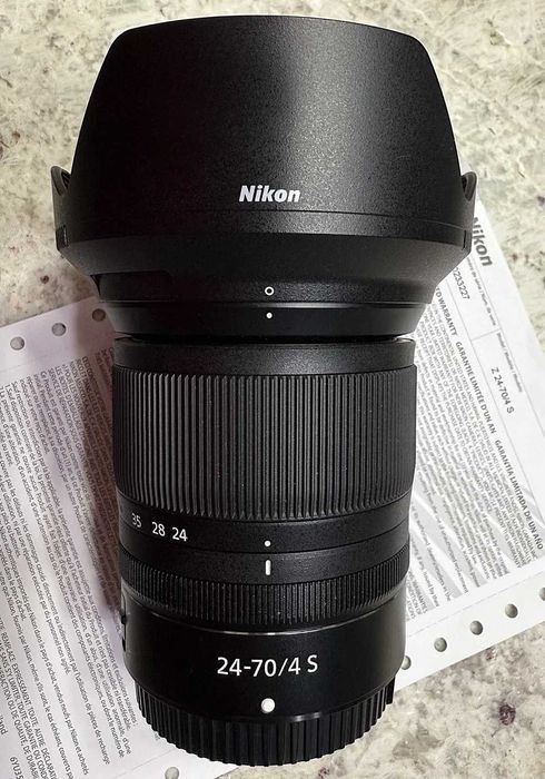 Obiektyw Nikon NIKKOR Z 24-70mm F/4 S model amerykański