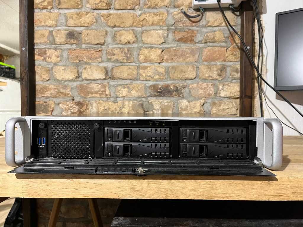 Obudowa Advantech HPC-7242 + 2x PSU 500W 2U Serverowa NAS AI