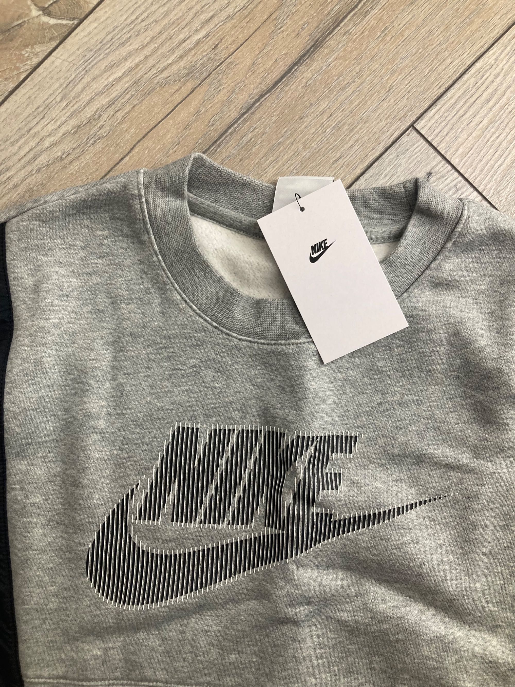 Nowa bluza Nike (niska cena)