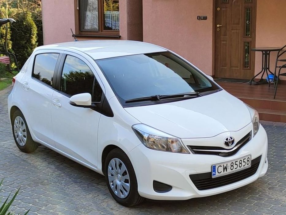 Toyota Yaris III 1.33 Salon Polska oryginalny stan wzorowy. Jak nowa.