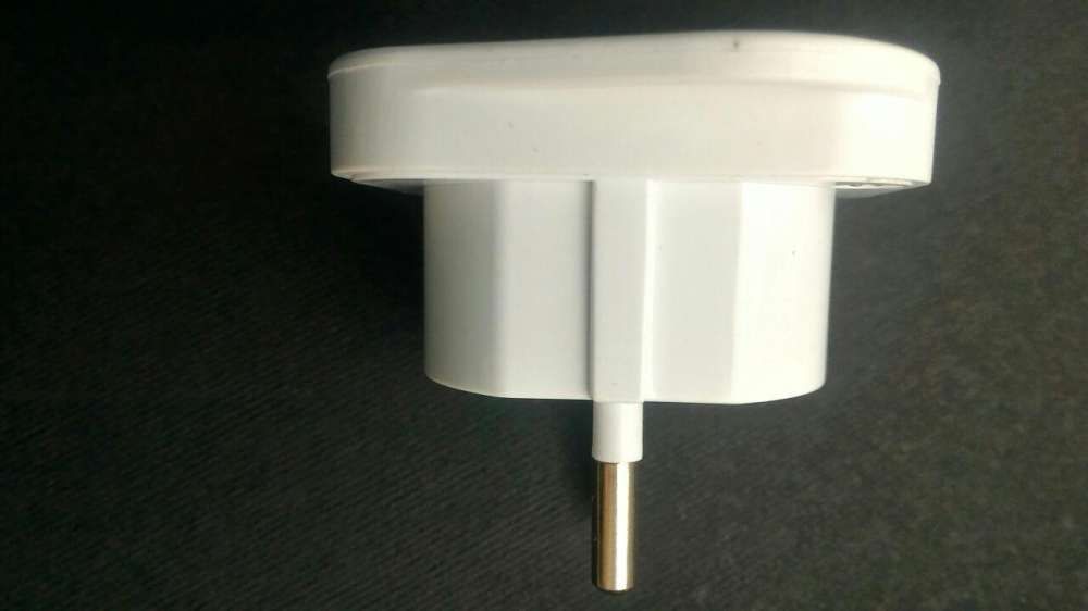 Wtyczka przejściówka z angielskiej na polską 220V