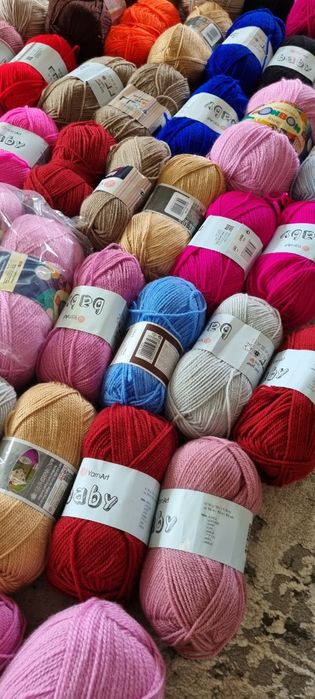 Акрилові нитки 54 шт